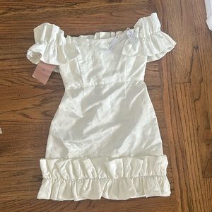 Brand New V Chapman Hollyhock off the shoulder mini dress in white macaron